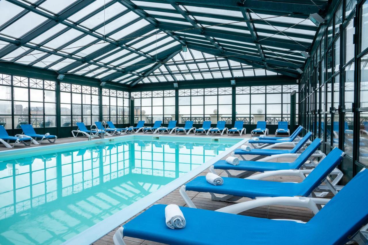 Sowell Hotels Le Beach 滨海图维列 外观 照片