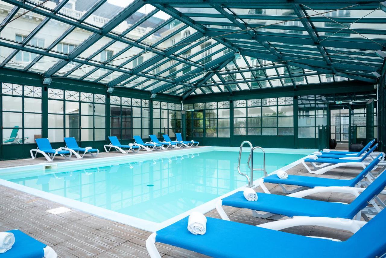 Sowell Hotels Le Beach 滨海图维列 外观 照片