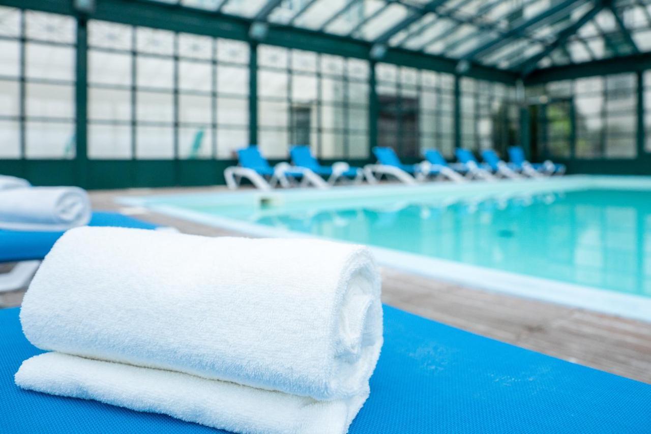 Sowell Hotels Le Beach 滨海图维列 外观 照片