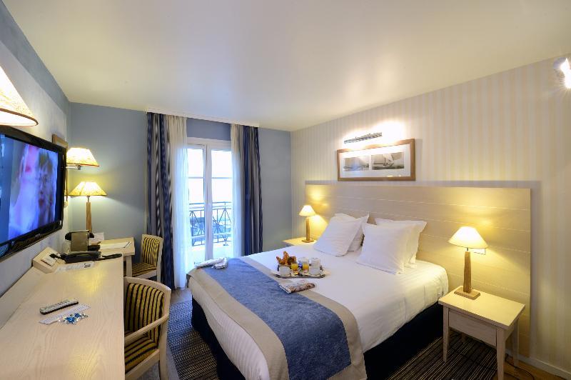 Sowell Hotels Le Beach 滨海图维列 外观 照片